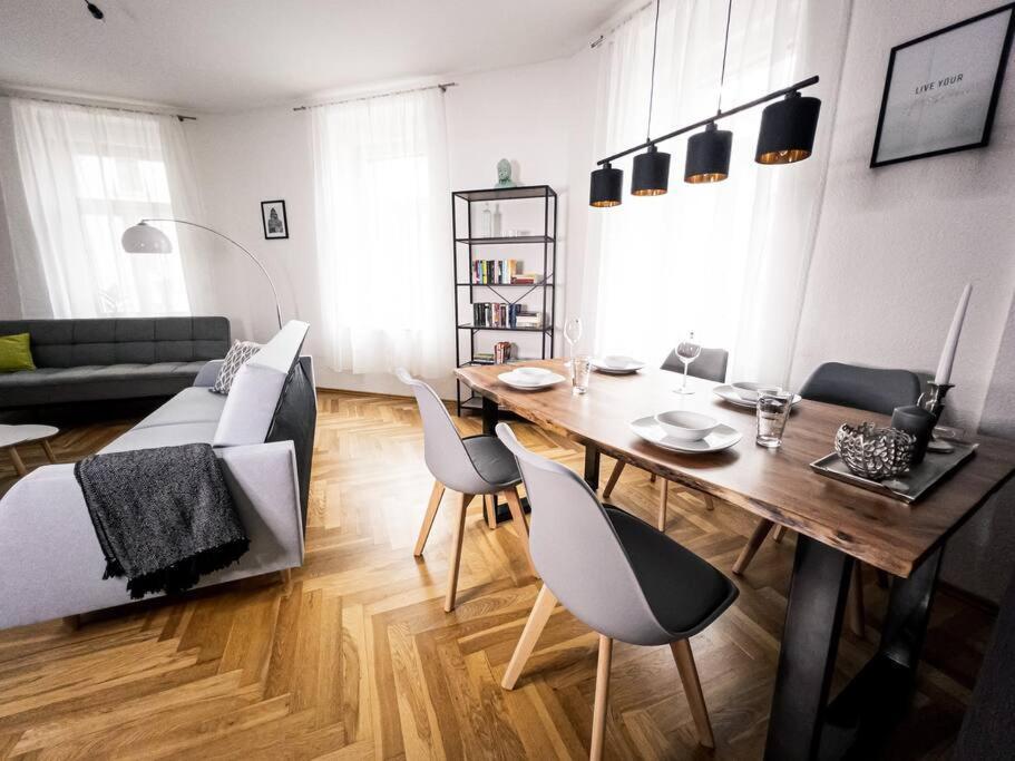 ✪ Firstclass-apartment In Leipzig-gohlis ✪ Apartment