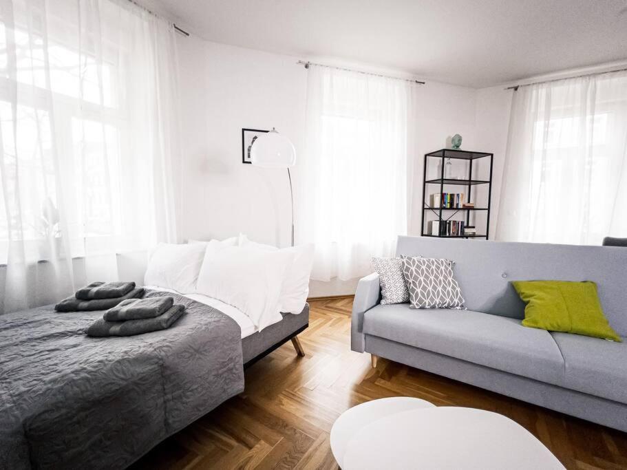 ✪ Firstclass-apartment In Leipzig-gohlis ✪ * Leipzig