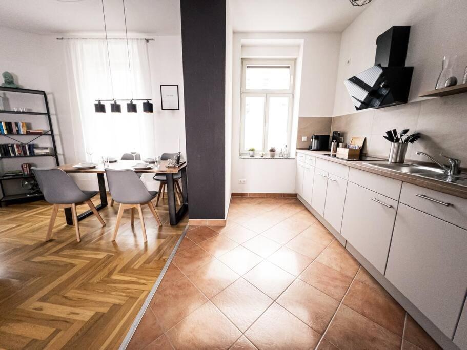 Apartment ✪ Firstclass-apartment In Leipzig-gohlis ✪ Leipzig