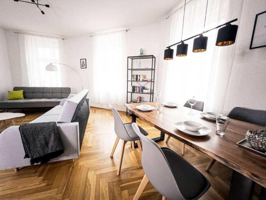Apartment ✪ Firstclass-apartment In Leipzig-gohlis ✪ *